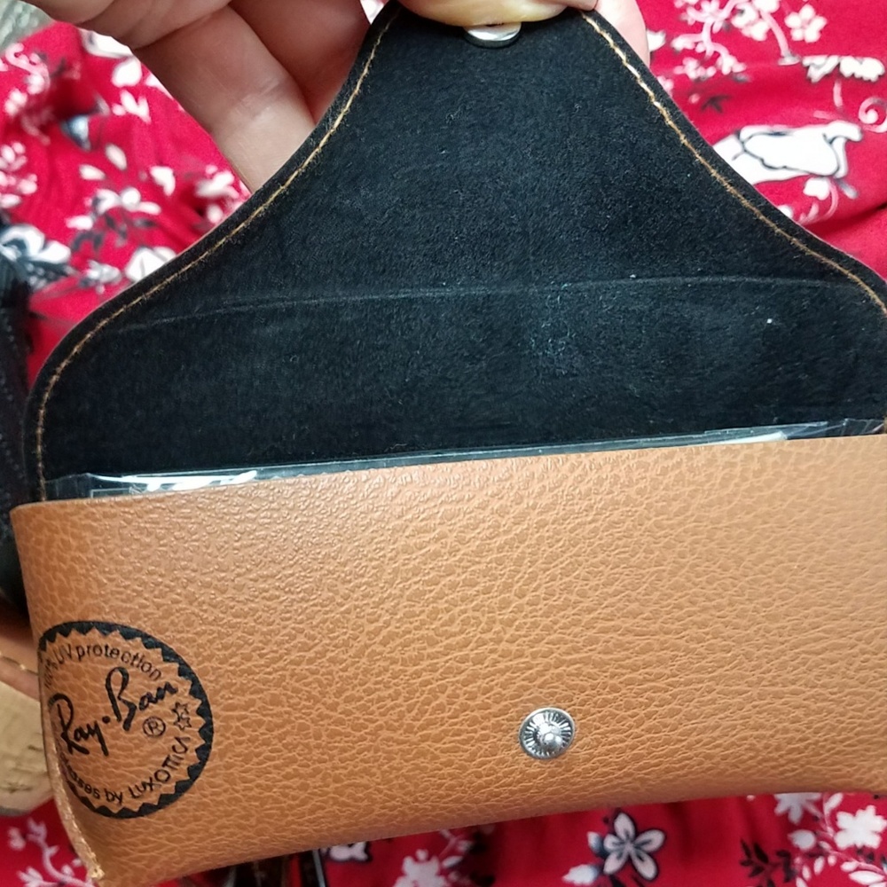 Ray Bans The Club Master case - Picture 2 of 7